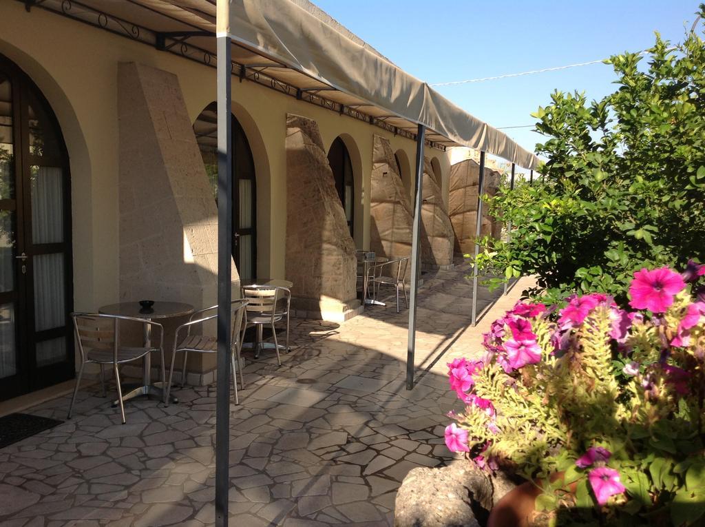 Masseria La Porticella Avetrana Exterior foto